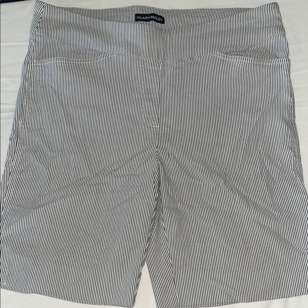 Hillary Radley Beige & White Striped Bermuda Shorts - Large